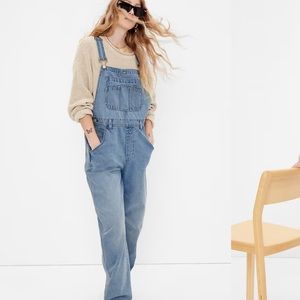 Gap 1969 overalls- great condition!